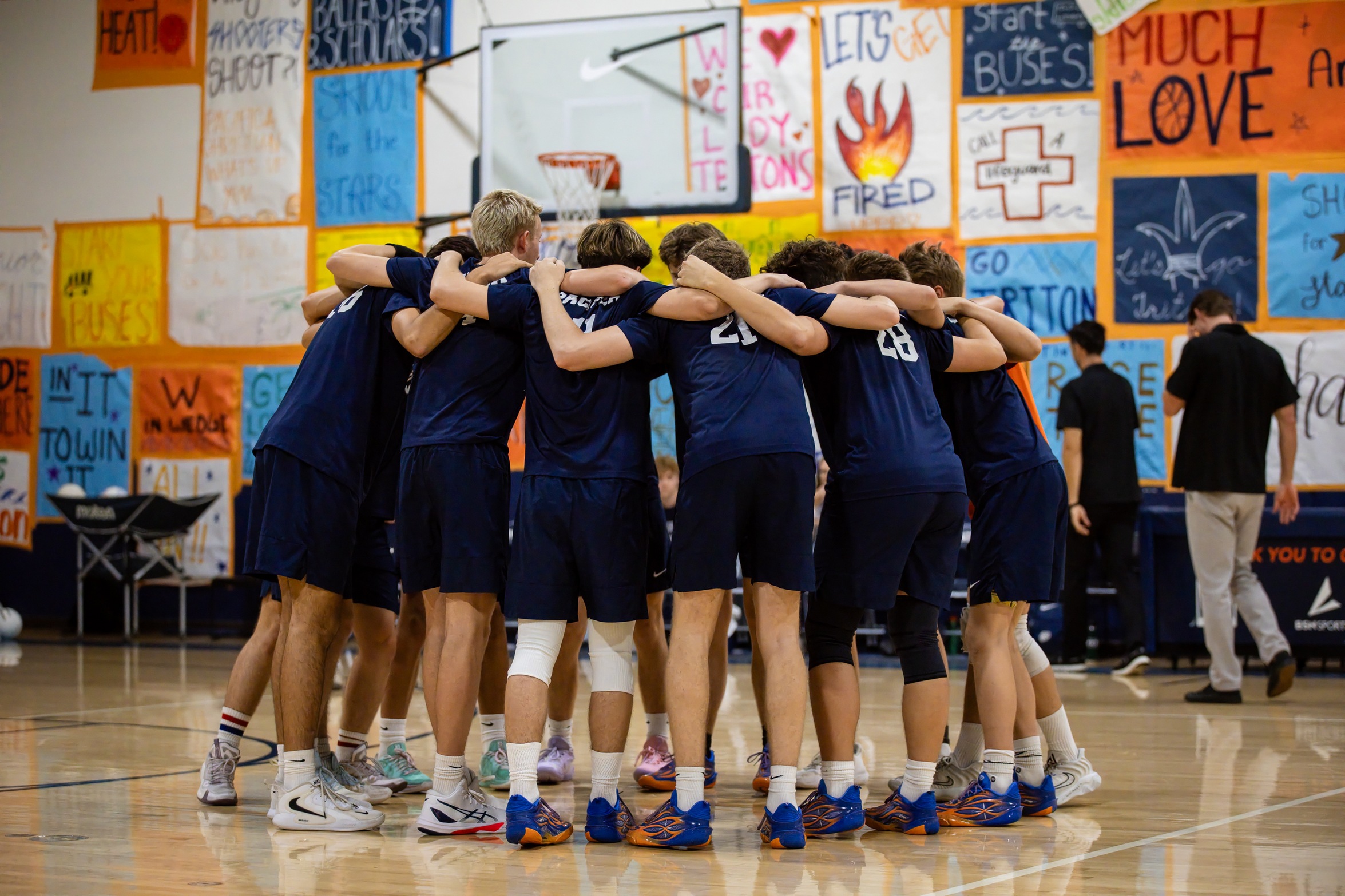 Tritons Sweep Eagles at Home